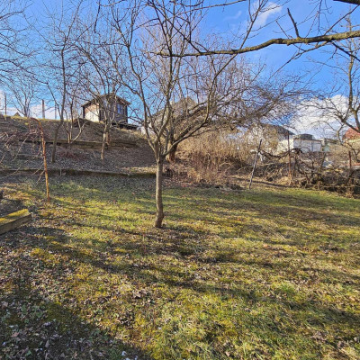 ZNÍŽENÁ CENA - Záhrada s chatkou - záhradkárska lokalita - mestská časť Košická Nová Ves